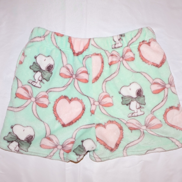 Peanuts Snoopy Green and Pink Bows And Hearts Pajama Set. Medium. NWOT. - Picture 8 of 8